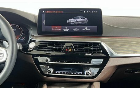 BMW 5 серия, 2021 год, 4 299 000 рублей, 18 фотография