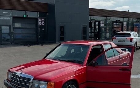 Mercedes-Benz 190 (W201), 1985 год, 800 000 рублей, 4 фотография