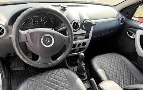 Renault Sandero I, 2012 год, 670 000 рублей, 2 фотография