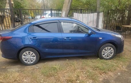 KIA Rio IV, 2021 год, 1 750 000 рублей, 3 фотография