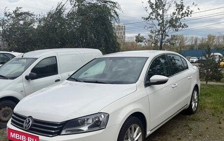 Volkswagen Passat B7, 2014 год, 750 000 рублей, 8 фотография