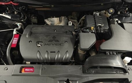 Mitsubishi Outlander III рестайлинг 3, 2020 год, 2 550 000 рублей, 11 фотография