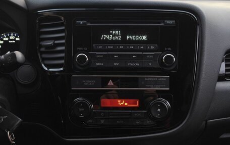 Mitsubishi Outlander III рестайлинг 3, 2020 год, 2 550 000 рублей, 16 фотография