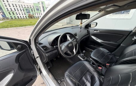 Hyundai Solaris II рестайлинг, 2015 год, 625 000 рублей, 6 фотография