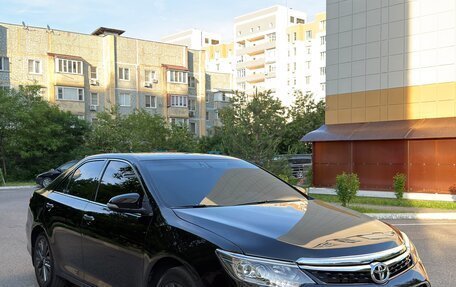 Toyota Camry, 2017 год, 2 350 000 рублей, 1 фотография