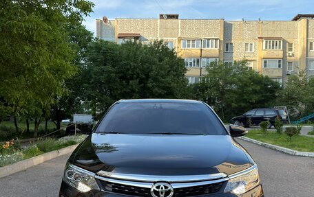Toyota Camry, 2017 год, 2 350 000 рублей, 2 фотография