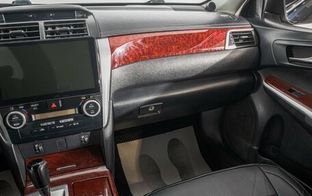 Toyota Camry, 2011 год, 1 599 000 рублей, 20 фотография