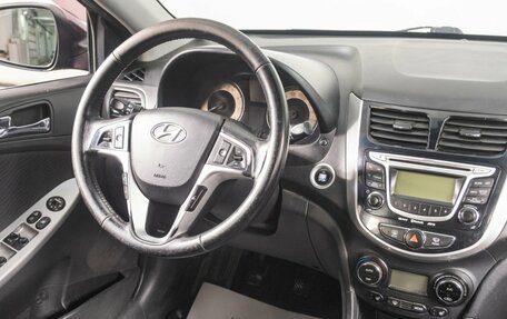 Hyundai Solaris II рестайлинг, 2011 год, 779 000 рублей, 10 фотография