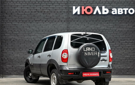 Chevrolet Niva I рестайлинг, 2017 год, 775 000 рублей, 7 фотография