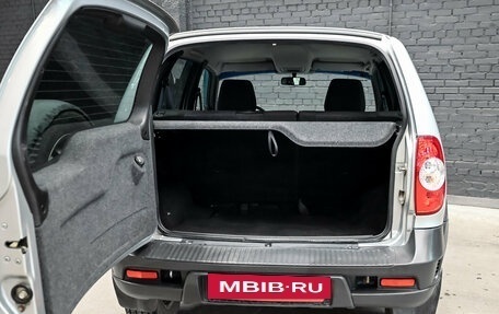 Chevrolet Niva I рестайлинг, 2017 год, 775 000 рублей, 6 фотография