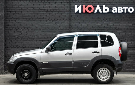 Chevrolet Niva I рестайлинг, 2017 год, 775 000 рублей, 8 фотография
