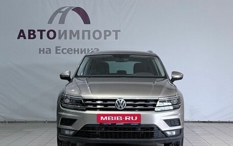 Volkswagen Tiguan II, 2018 год, 2 590 000 рублей, 2 фотография