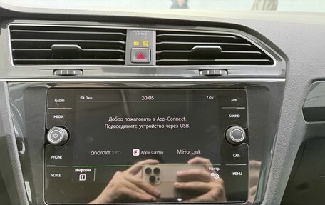 Volkswagen Tiguan II, 2018 год, 2 590 000 рублей, 29 фотография