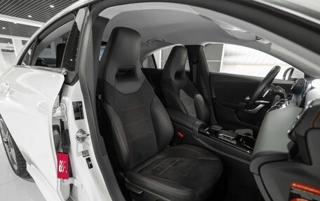 Mercedes-Benz CLA, 2022 год, 3 630 000 рублей, 12 фотография