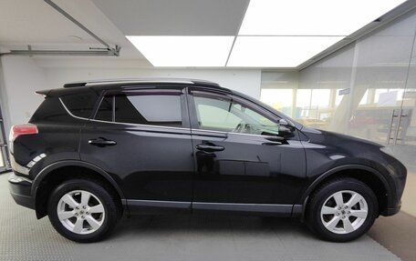 Toyota RAV4, 2016 год, 2 200 000 рублей, 5 фотография