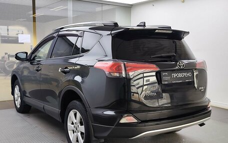 Toyota RAV4, 2016 год, 2 200 000 рублей, 8 фотография