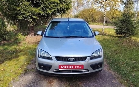 Ford Focus II рестайлинг, 2005 год, 339 000 рублей, 1 фотография