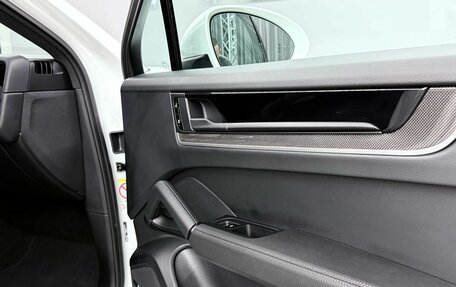 Porsche Cayenne III, 2024 год, 14 494 000 рублей, 14 фотография