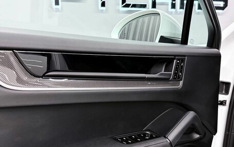 Porsche Cayenne III, 2024 год, 14 494 000 рублей, 17 фотография
