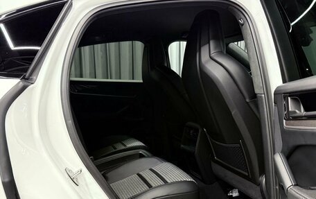 Porsche Cayenne III, 2024 год, 14 494 000 рублей, 19 фотография
