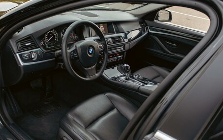 BMW 5 серия, 2016 год, 1 825 000 рублей, 13 фотография