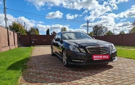 Mercedes-Benz E-Класс, 2011 год, 1 790 000 рублей, 4 фотография
