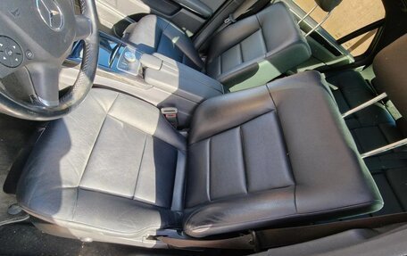 Mercedes-Benz E-Класс, 2011 год, 1 790 000 рублей, 15 фотография