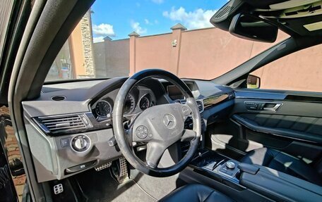 Mercedes-Benz E-Класс, 2011 год, 1 790 000 рублей, 16 фотография