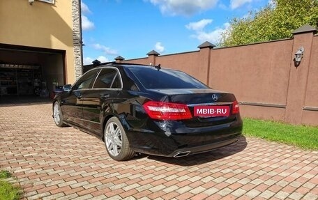 Mercedes-Benz E-Класс, 2011 год, 1 790 000 рублей, 12 фотография