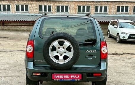 Chevrolet Niva I рестайлинг, 2010 год, 529 000 рублей, 6 фотография