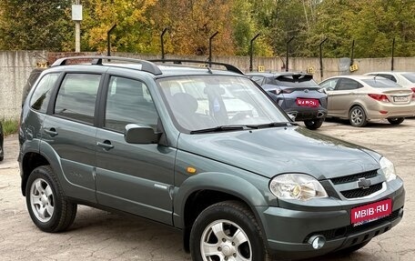 Chevrolet Niva I рестайлинг, 2010 год, 529 000 рублей, 1 фотография