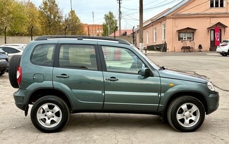 Chevrolet Niva I рестайлинг, 2010 год, 529 000 рублей, 8 фотография