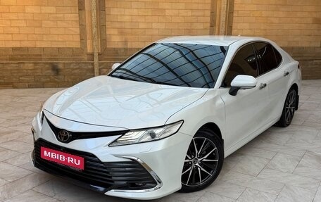 Toyota Camry, 2019 год, 2 800 000 рублей, 1 фотография