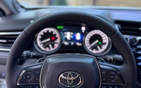 Toyota Camry, 2019 год, 2 800 000 рублей, 13 фотография