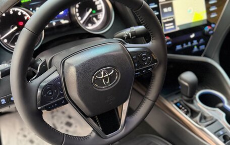 Toyota Camry, 2019 год, 2 800 000 рублей, 15 фотография