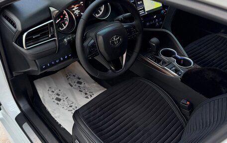 Toyota Camry, 2019 год, 2 800 000 рублей, 19 фотография