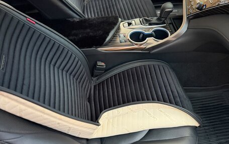 Toyota Camry, 2019 год, 2 800 000 рублей, 21 фотография