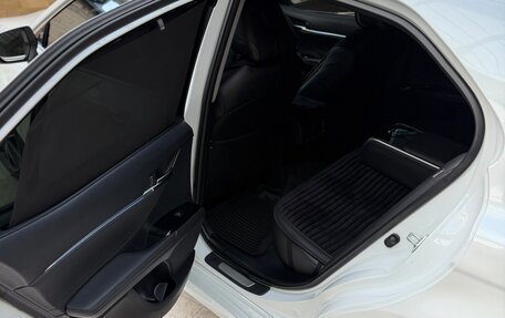 Toyota Camry, 2019 год, 2 800 000 рублей, 29 фотография