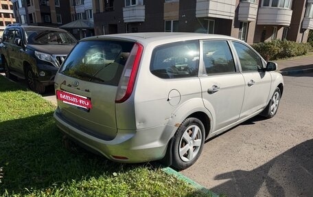 Ford Focus II рестайлинг, 2010 год, 399 000 рублей, 18 фотография