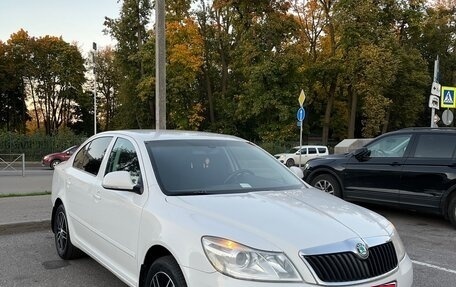 Skoda Octavia, 2011 год, 650 000 рублей, 2 фотография