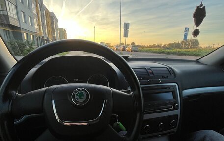 Skoda Octavia, 2011 год, 650 000 рублей, 24 фотография