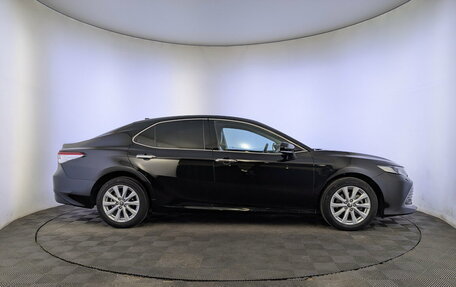 Toyota Camry, 2020 год, 2 860 000 рублей, 4 фотография