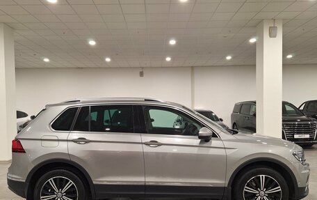 Volkswagen Tiguan II, 2017 год, 2 030 000 рублей, 4 фотография
