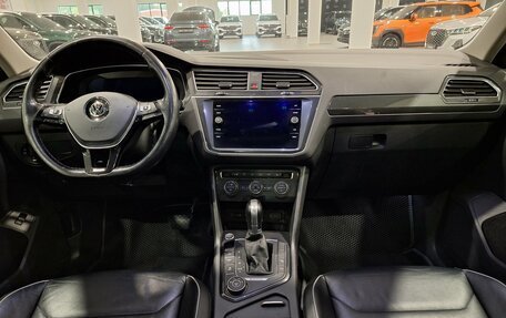 Volkswagen Tiguan II, 2017 год, 2 030 000 рублей, 11 фотография