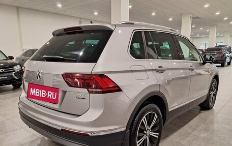Volkswagen Tiguan II, 2017 год, 2 030 000 рублей, 2 фотография