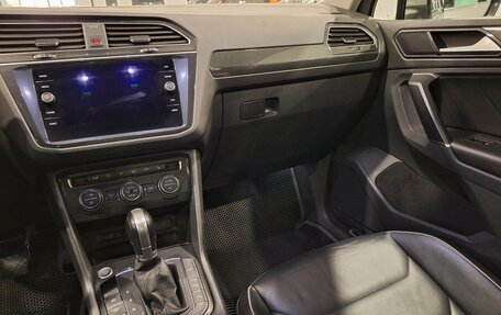 Volkswagen Tiguan II, 2017 год, 2 030 000 рублей, 21 фотография