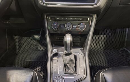 Volkswagen Tiguan II, 2017 год, 2 030 000 рублей, 20 фотография