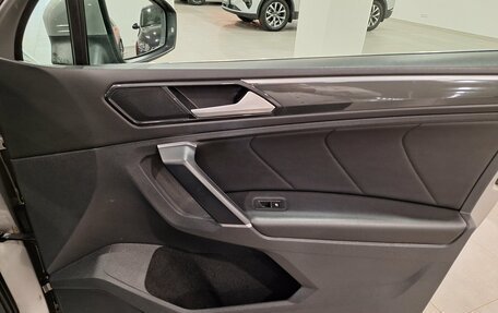 Volkswagen Tiguan II, 2017 год, 2 030 000 рублей, 22 фотография