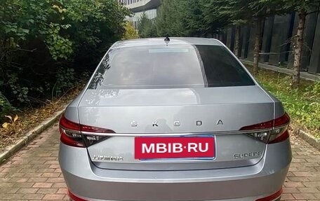 Skoda Superb III рестайлинг, 2023 год, 2 165 000 рублей, 4 фотография
