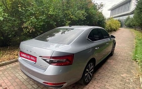 Skoda Superb III рестайлинг, 2023 год, 2 165 000 рублей, 7 фотография